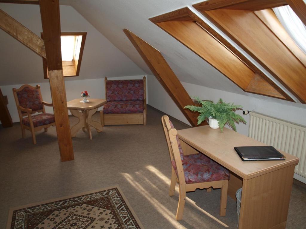 Gasthof Zur Schweiz Jena Rum bild